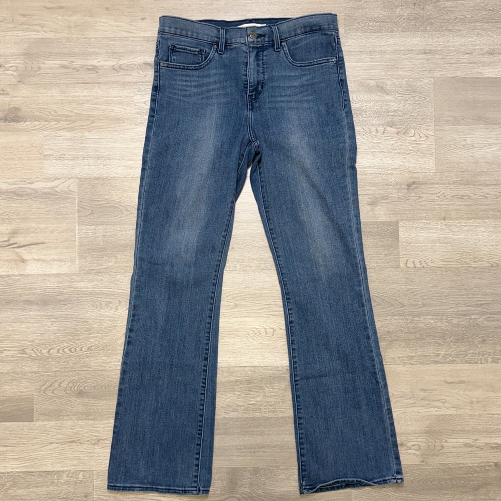 Levi’s 315 Shaping Bootcut Dark Wash Jeans Women's size w30 L30, Clean Cut Rodeo
